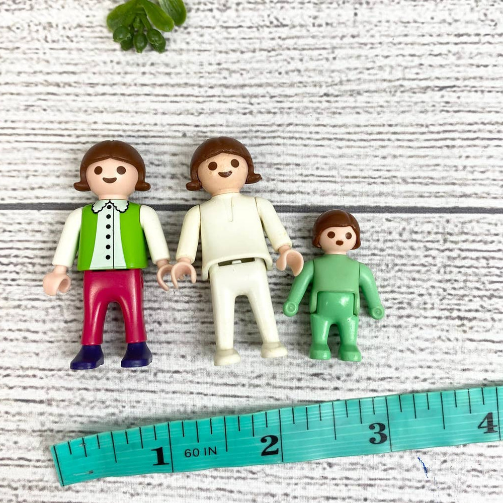 VNT GOOBRA 1995 and VNT Playmobil Figure Set of Three - Picture 8 of 8